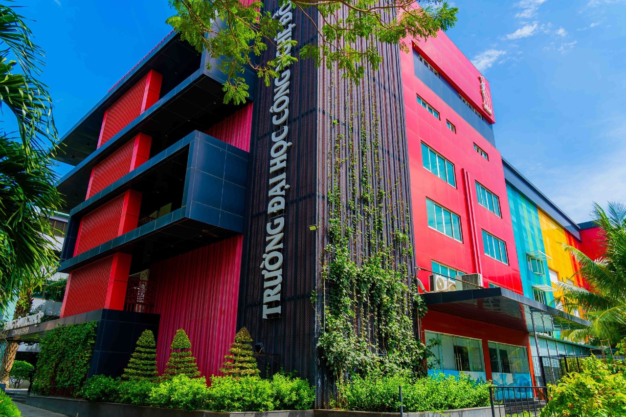 TRƯỞNG KHOA KỸ THUẬT